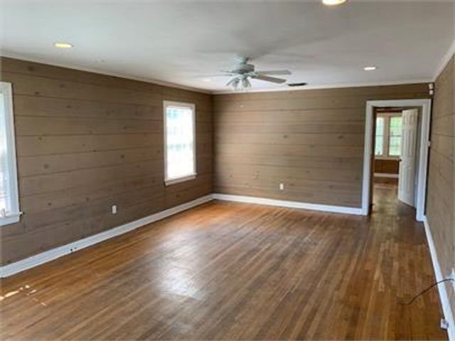 2411 30th Street, Lubbock, TX 79411