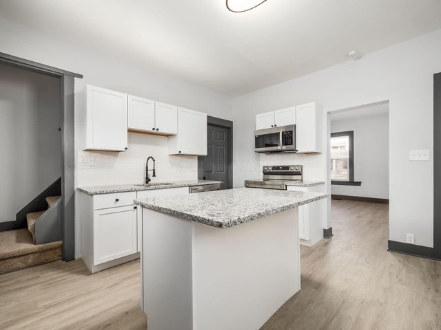 1557 Safford Avenue, Columbus, OH 43223