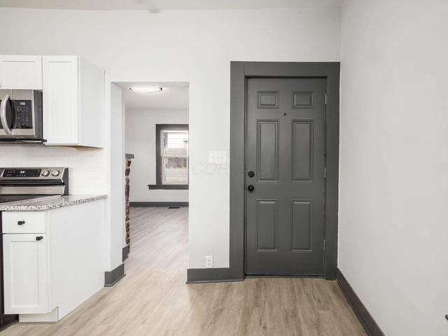 1557 Safford Avenue, Columbus, OH 43223