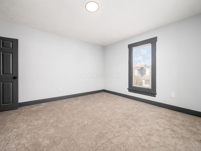 1557 Safford Avenue, Columbus, OH 43223