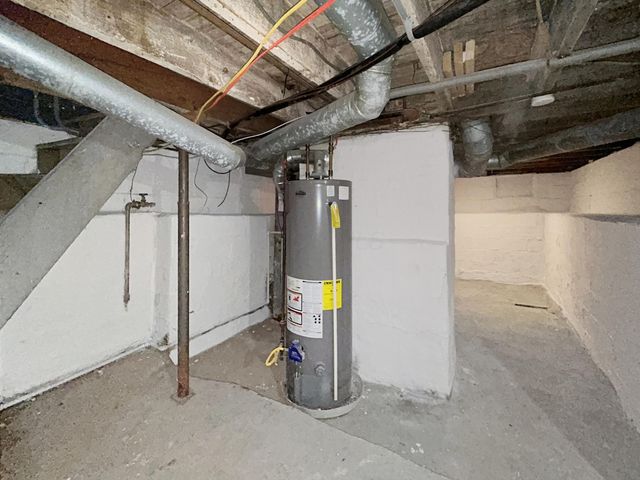 1557 Safford Avenue, Columbus, OH 43223