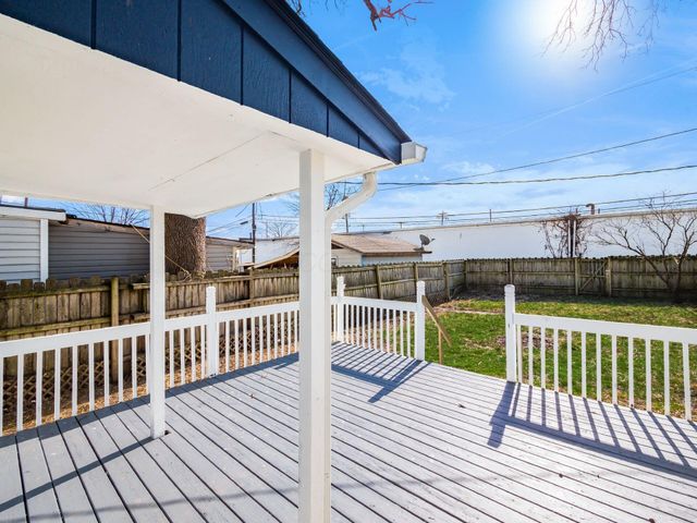 1557 Safford Avenue, Columbus, OH 43223