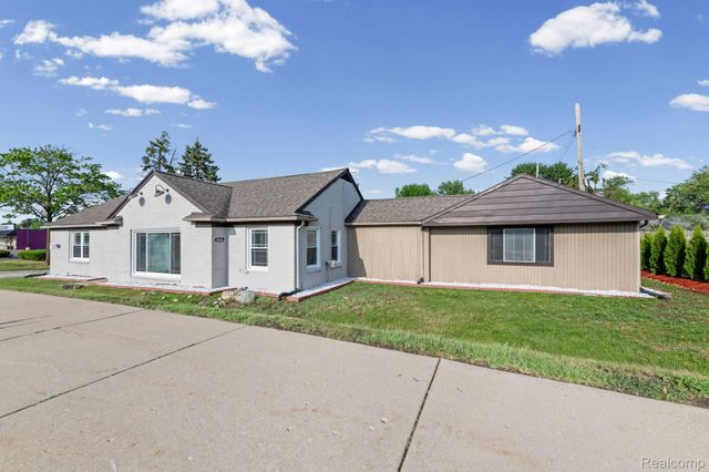 3236 Rochester Road, Troy, MI 48083