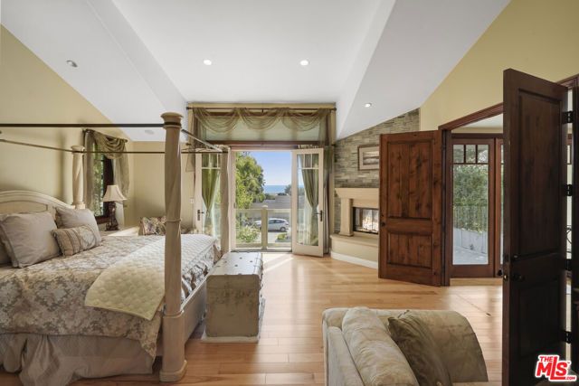 7322 Birdview Avenue, Malibu, CA 90265