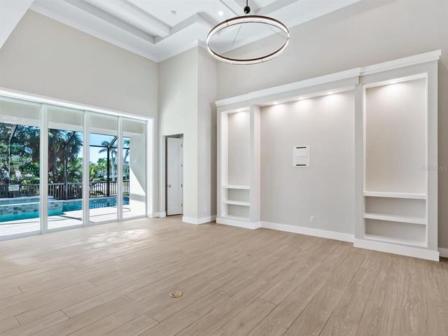 616 MANGROVE POINT ROAD, Siesta Key, FL 34242
