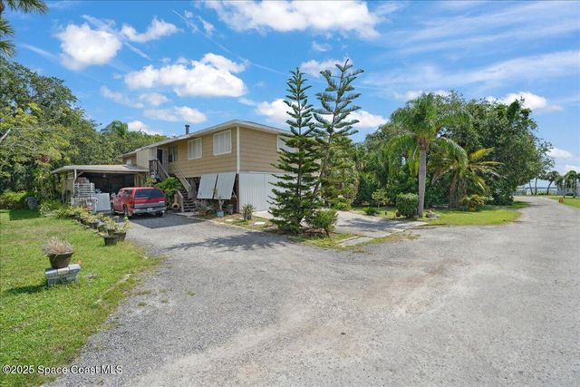 6570 114th Lane, Sebastian, FL 32958