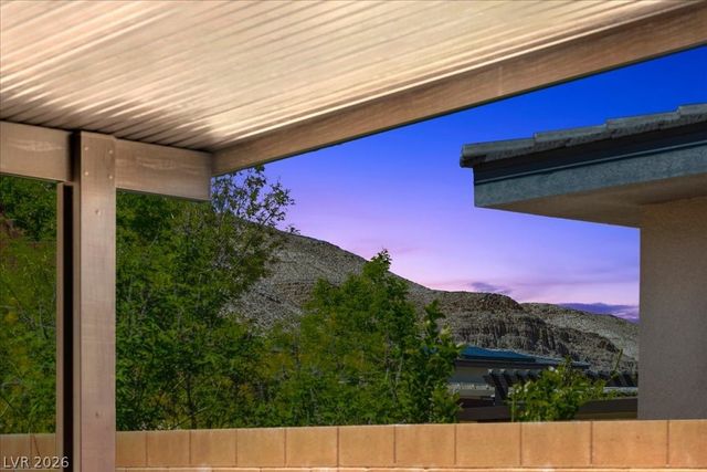 6649 Ruby Desert Court, Las Vegas, NV 89148