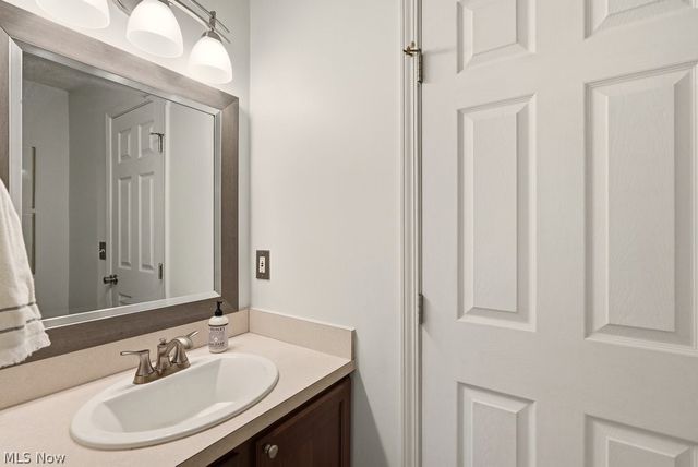 4021 Falconswalk Court 14, Stow, OH 44224