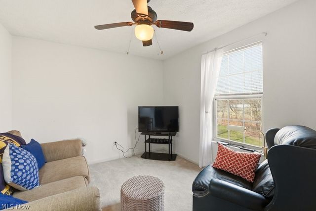 4021 Falconswalk Court 14, Stow, OH 44224