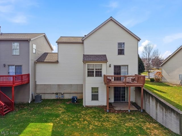 4021 Falconswalk Court 14, Stow, OH 44224