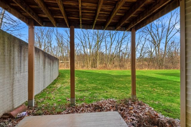 4021 Falconswalk Court 14, Stow, OH 44224