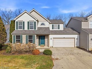 4021 Falconswalk Court 14, Stow, OH 44224