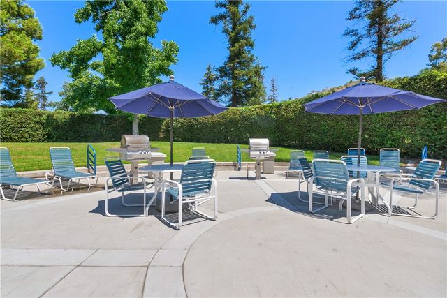 5846 E Creekside Avenue 20, Orange, CA 92869