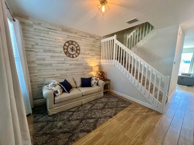 9854 E Villa Circle, Vero Beach, FL 32966