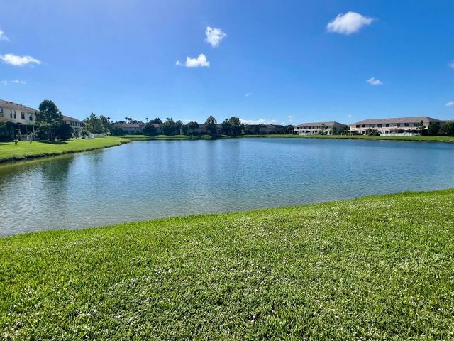 9854 E Villa Circle, Vero Beach, FL 32966