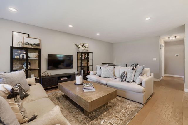 503 Highland Drive, Chanhassen, MN 55317