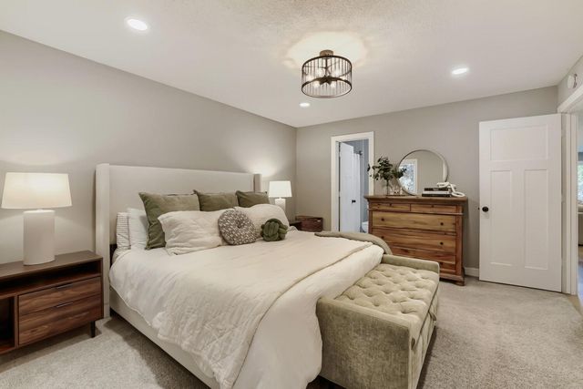 503 Highland Drive, Chanhassen, MN 55317