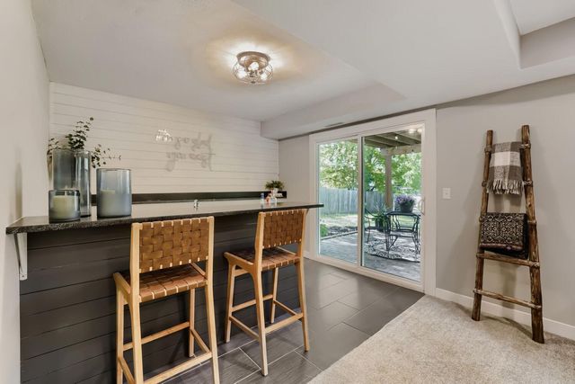 503 Highland Drive, Chanhassen, MN 55317