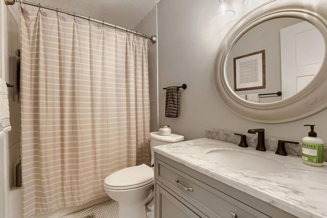 503 Highland Drive, Chanhassen, MN 55317