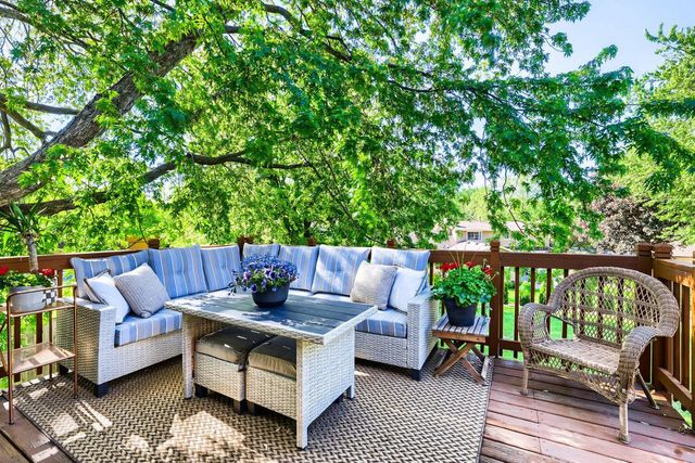 503 Highland Drive, Chanhassen, MN 55317