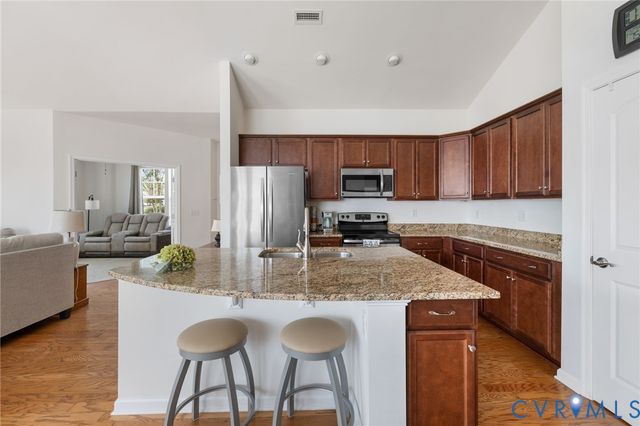 12128 Magnolia Bluff Ct, Chester, VA 23831