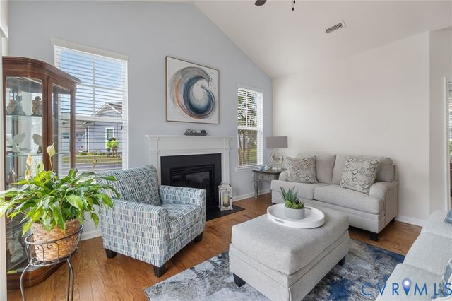 12128 Magnolia Bluff Ct, Chester, VA 23831