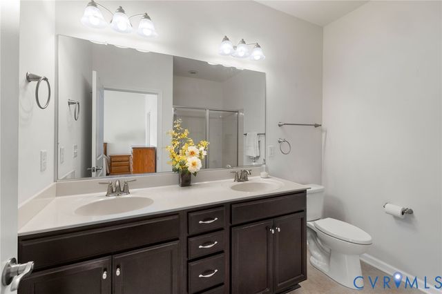 12128 Magnolia Bluff Ct, Chester, VA 23831