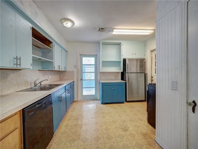2821 Topeka St, Corpus Christi, TX 78404