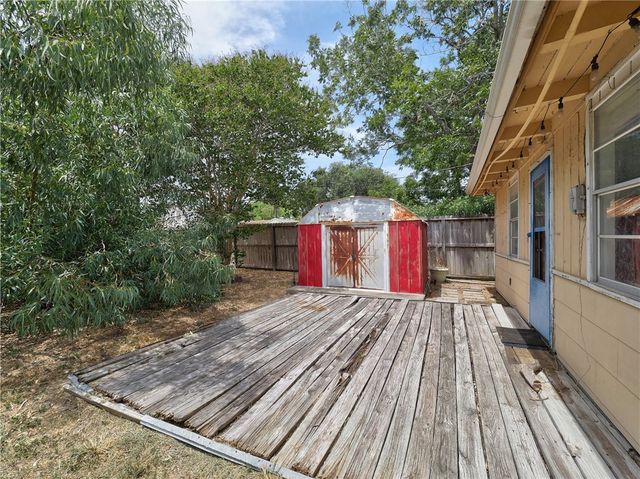 2821 Topeka St, Corpus Christi, TX 78404