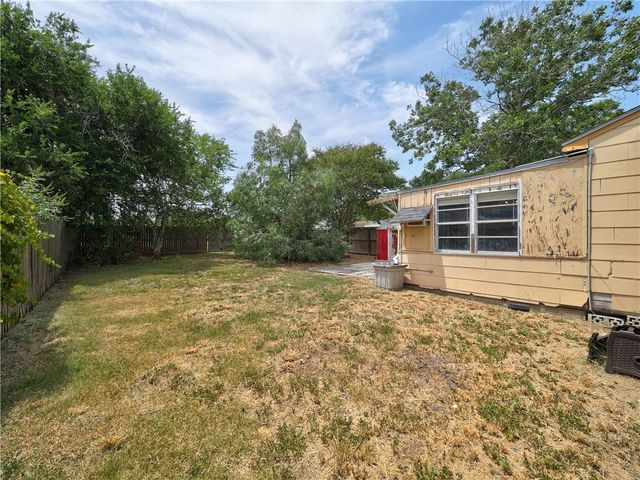2821 Topeka St, Corpus Christi, TX 78404