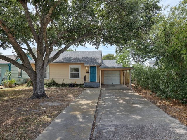 2821 Topeka St, Corpus Christi, TX 78404