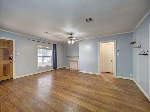 2821 Topeka St, Corpus Christi, TX 78404