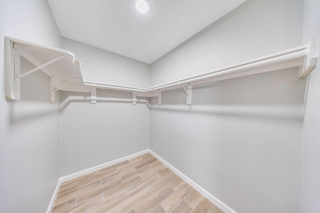 1114 Joshua Tree Lane, Houston, TX 77073