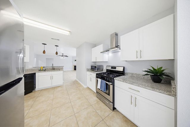 1114 Joshua Tree Lane, Houston, TX 77073