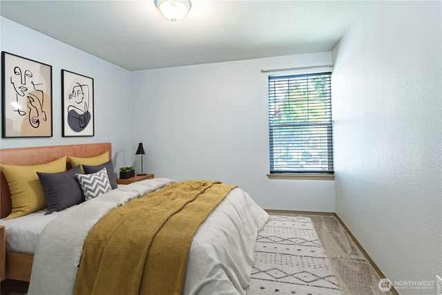 2706 9th Street SE, Puyallup, WA 98374