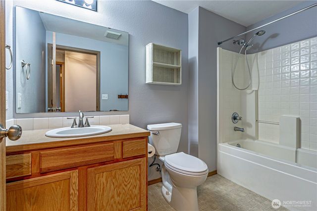 2706 9th Street SE, Puyallup, WA 98374