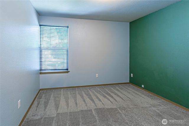 2706 9th Street SE, Puyallup, WA 98374
