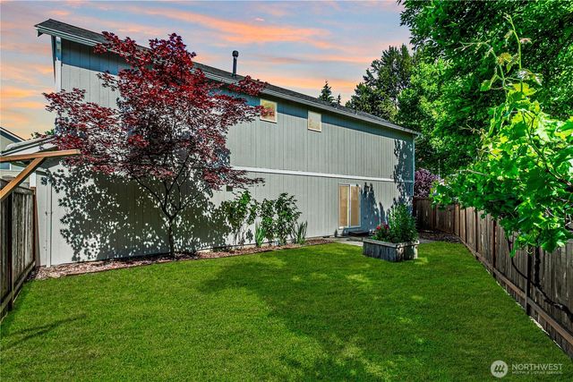 2706 9th Street SE, Puyallup, WA 98374