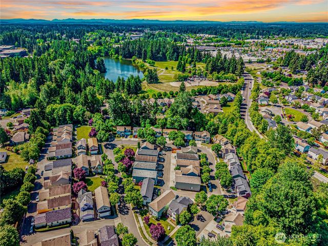 2706 9th Street SE, Puyallup, WA 98374
