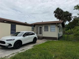 130 Lantern PL, North Fort Myers, FL 33917