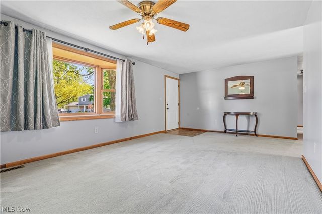334 Providence Avenue SE, New Philadelphia, OH 44663