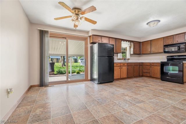 334 Providence Avenue SE, New Philadelphia, OH 44663