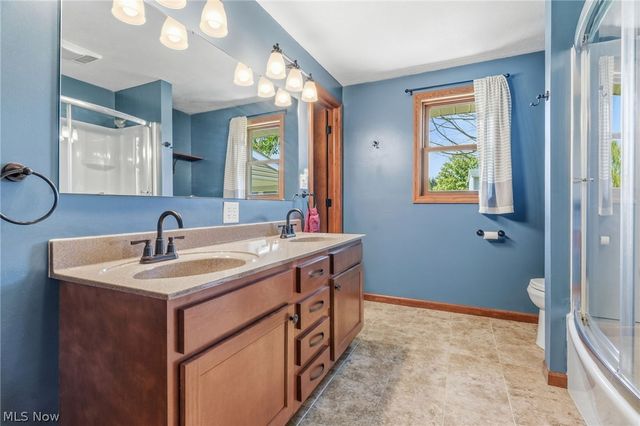 334 Providence Avenue SE, New Philadelphia, OH 44663