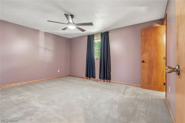 334 Providence Avenue SE, New Philadelphia, OH 44663