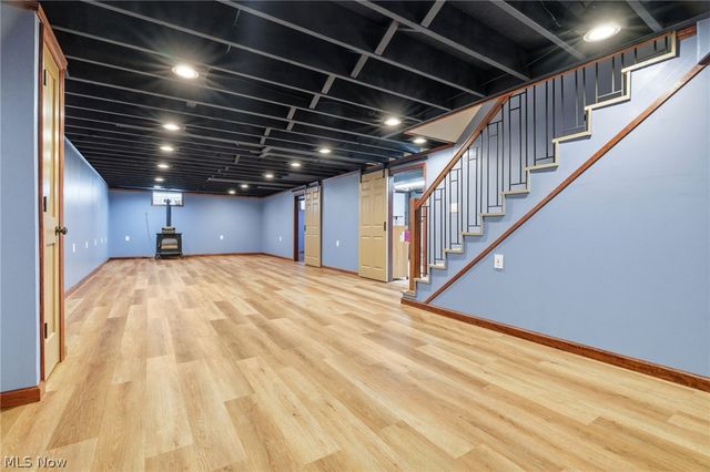 334 Providence Avenue SE, New Philadelphia, OH 44663