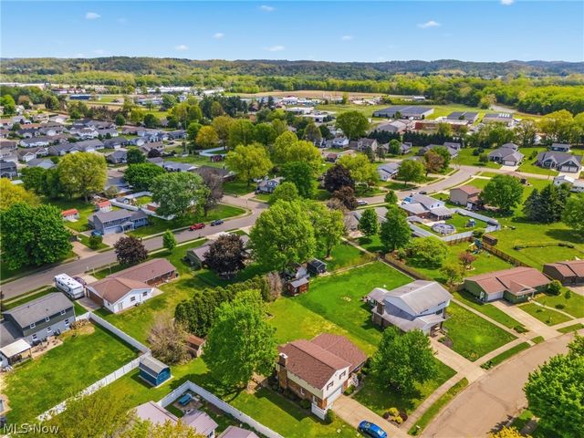 334 Providence Avenue SE, New Philadelphia, OH 44663