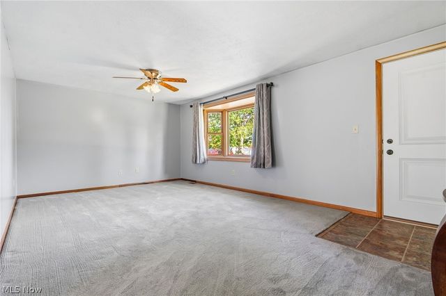 334 Providence Avenue SE, New Philadelphia, OH 44663