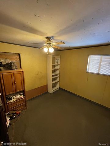 4354 Grass Lake Road, White Lake, MI 48383