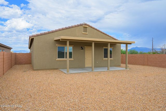 3194 E Andrada Road, Vail, AZ 85641