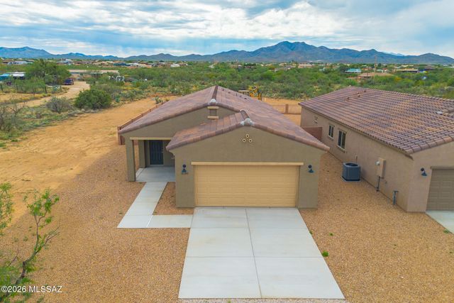 3194 E Andrada Road, Vail, AZ 85641